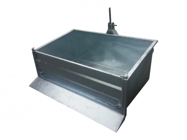 Heavy load box with a blade